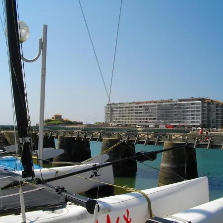 Proche Plage, Chenal, Et Commerce, Bien Equipe Au Coeur Des Sables D'olonne - Fr-1-92-597 Apartamento
