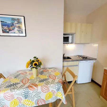 Apartman Proche Plage, Chenal, Et Commerce, Bien Equipe Au Coeur Des Sables D'olonne - Fr-1-92-597 *