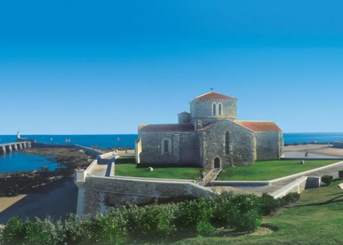 Proche Plage, Chenal, Et Commerce, Bien Equipe Au Coeur Des Sables D'olonne - Fr-1-92-597 Apartmán Les Sables-dʼOlonne